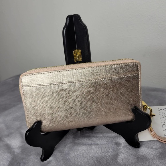 Badgley Mischka Gold Wristlet Wallet NWT‎ - Picture 4 of 7